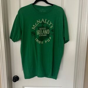 Men’s Vintage Dive Bar McNally’s Irish Pub Green XL shirt